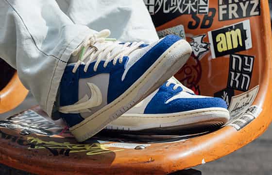 Nike SB x Fly Streetwear Dunk Low Pro