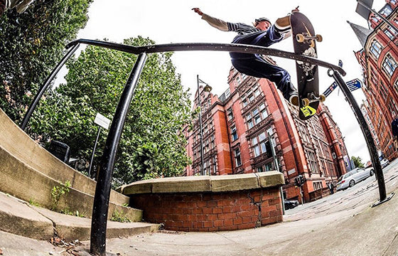 Vague issue 6 launch