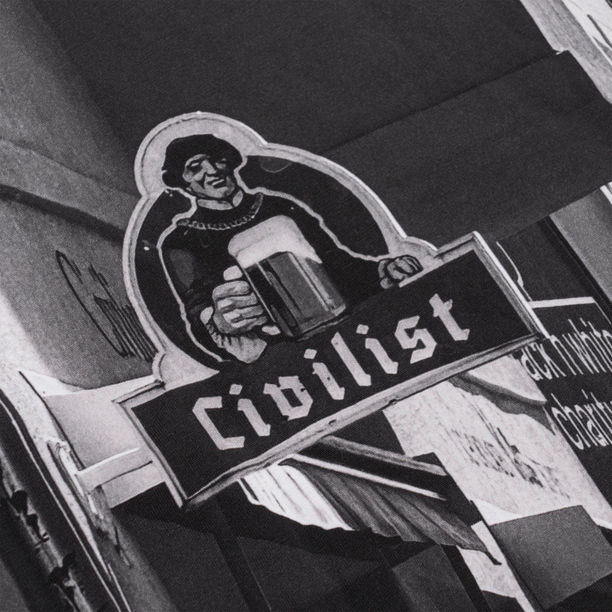 Civilist Brunnen Tee White