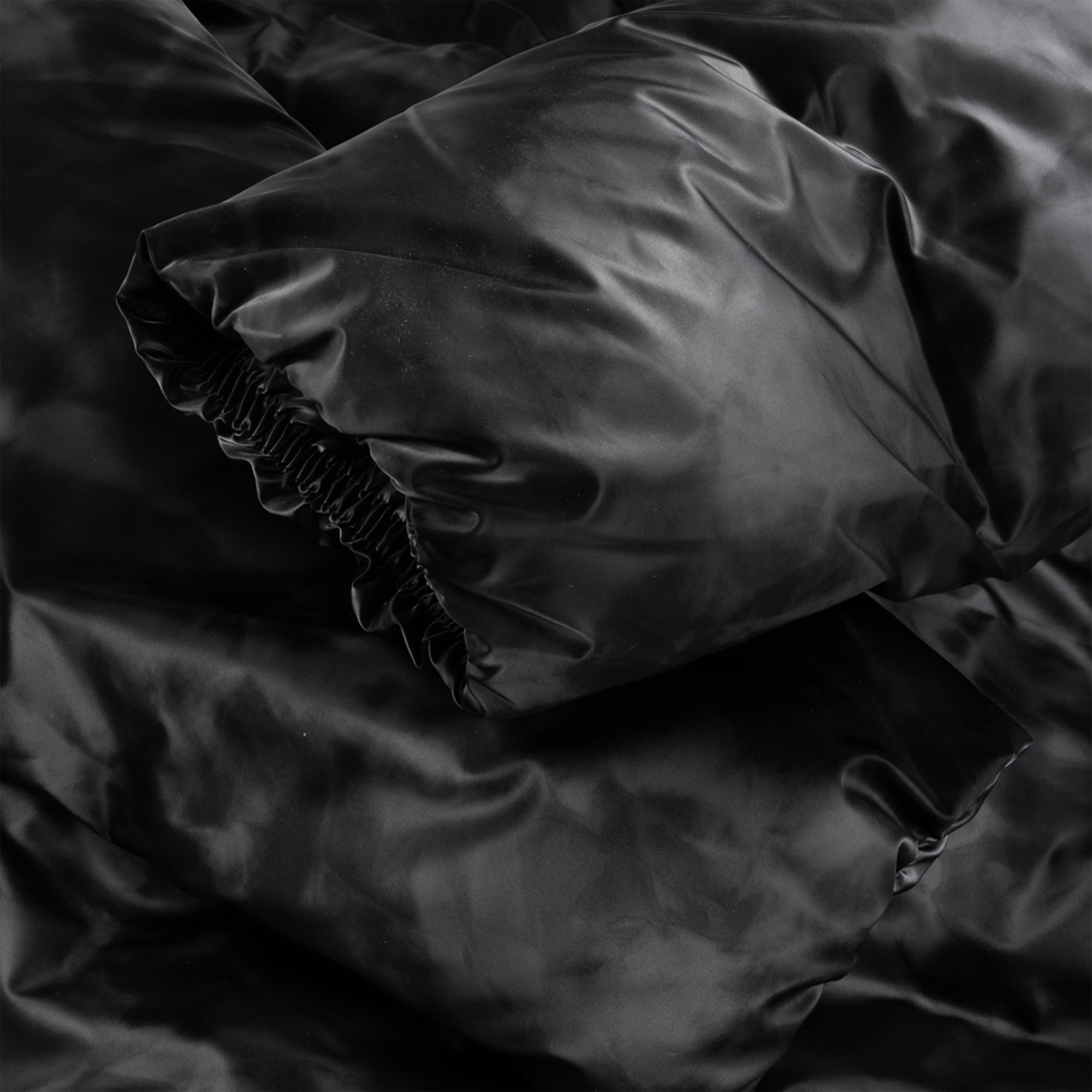 Dime MTL Wavy Puffer Jacket Smoke Black