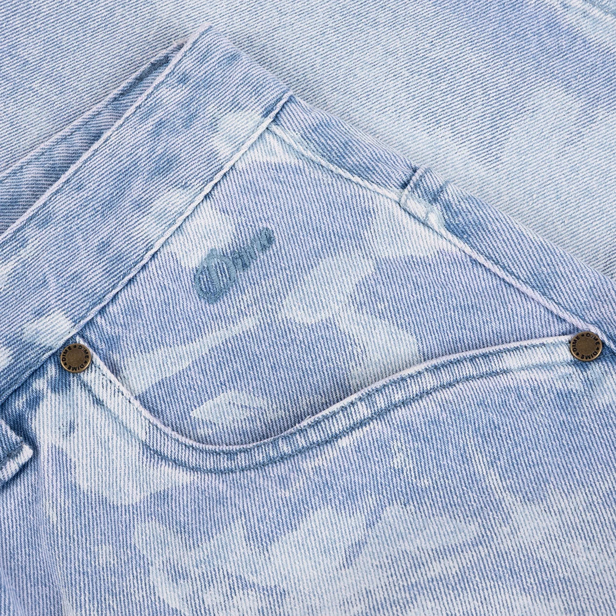 Dime MTL Baggy Denim Shorts Blue Washed (White Paint)