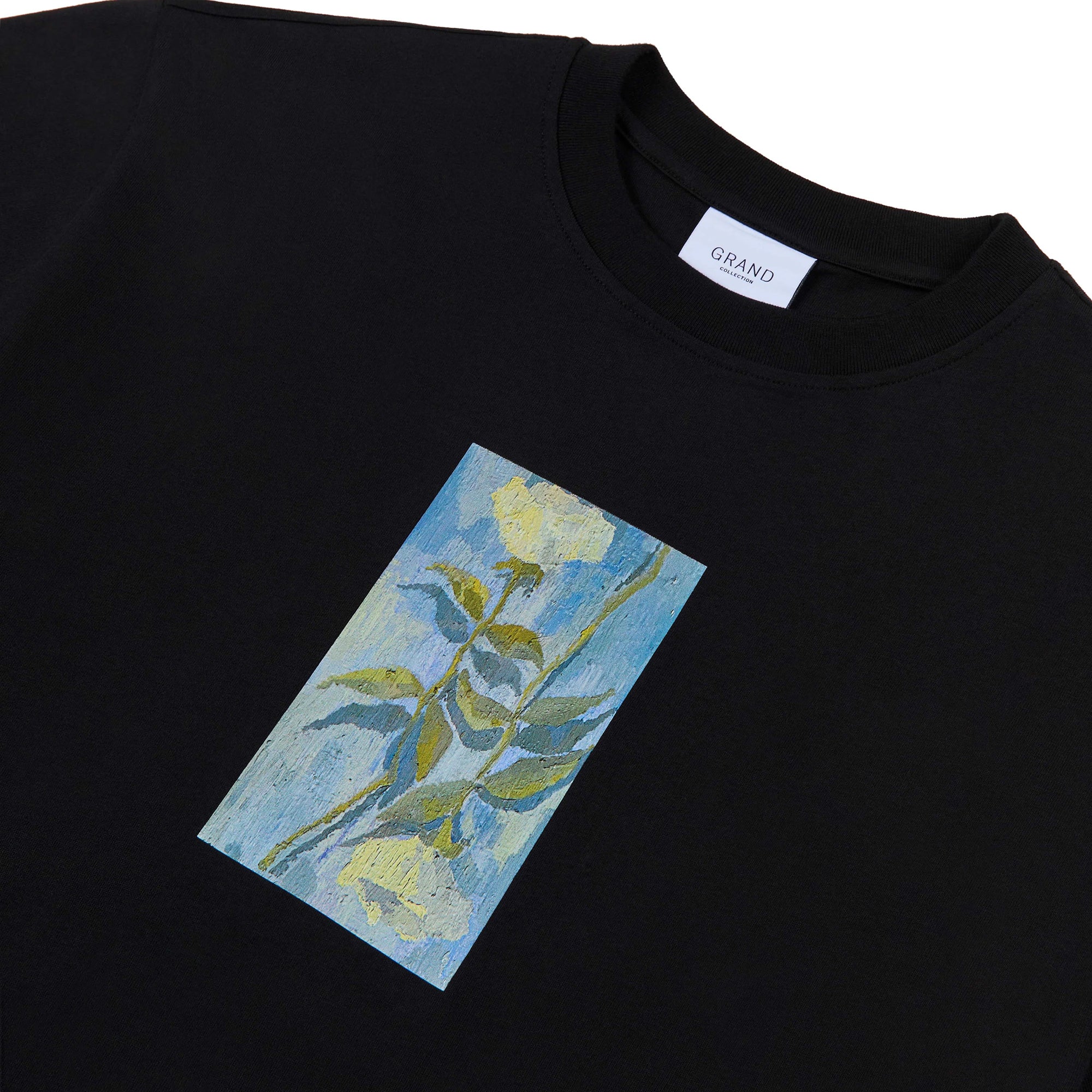 Grand Collection Connor White Roses Tee Black