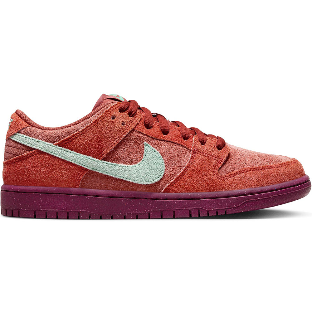 Nike SB Dunk Low Pro Premium Shoes Mystic Red/Emerald Rise-Rugged Orange