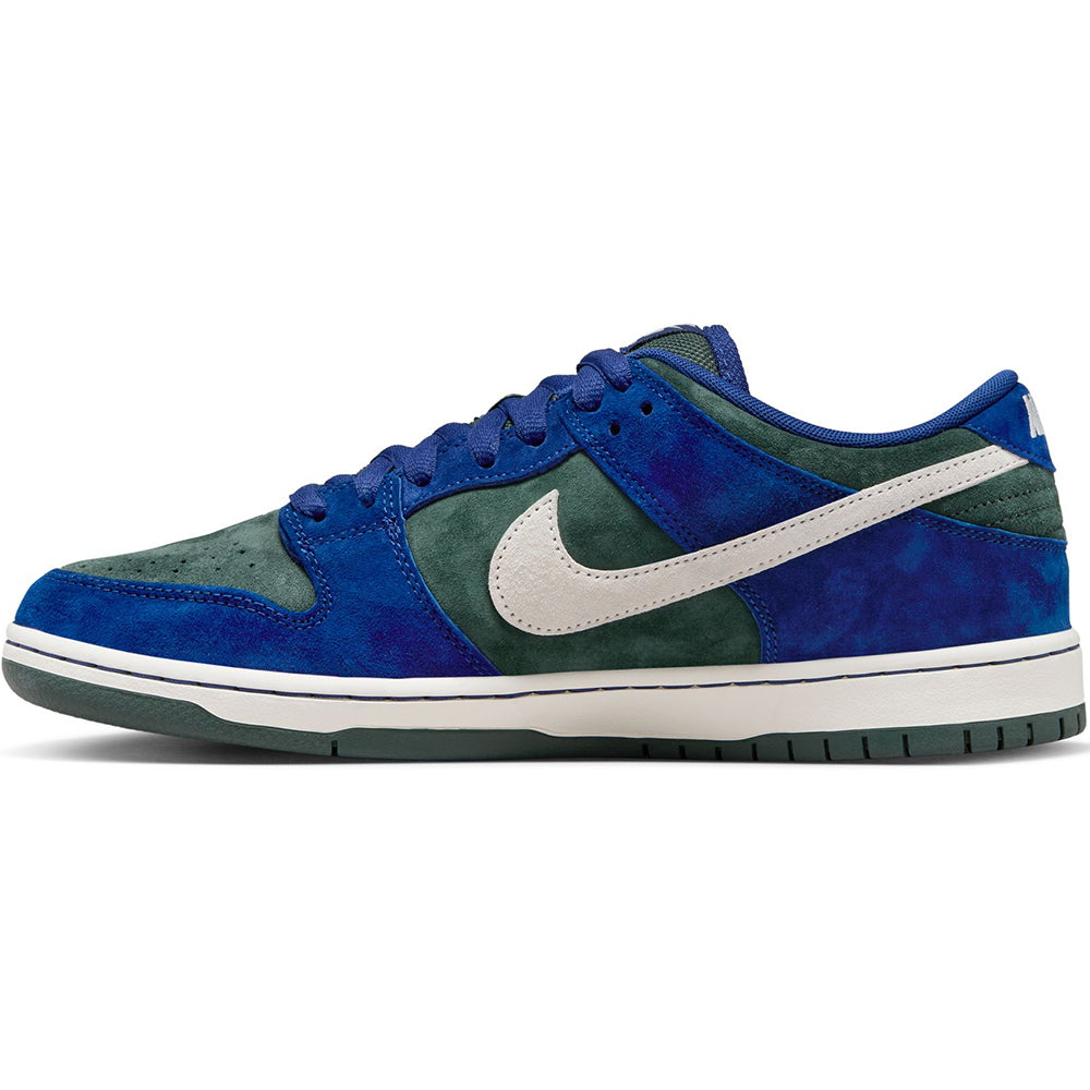 Nike SB Dunk Low Pro Shoes Deep Royal Blue/Sail-Vintage Green