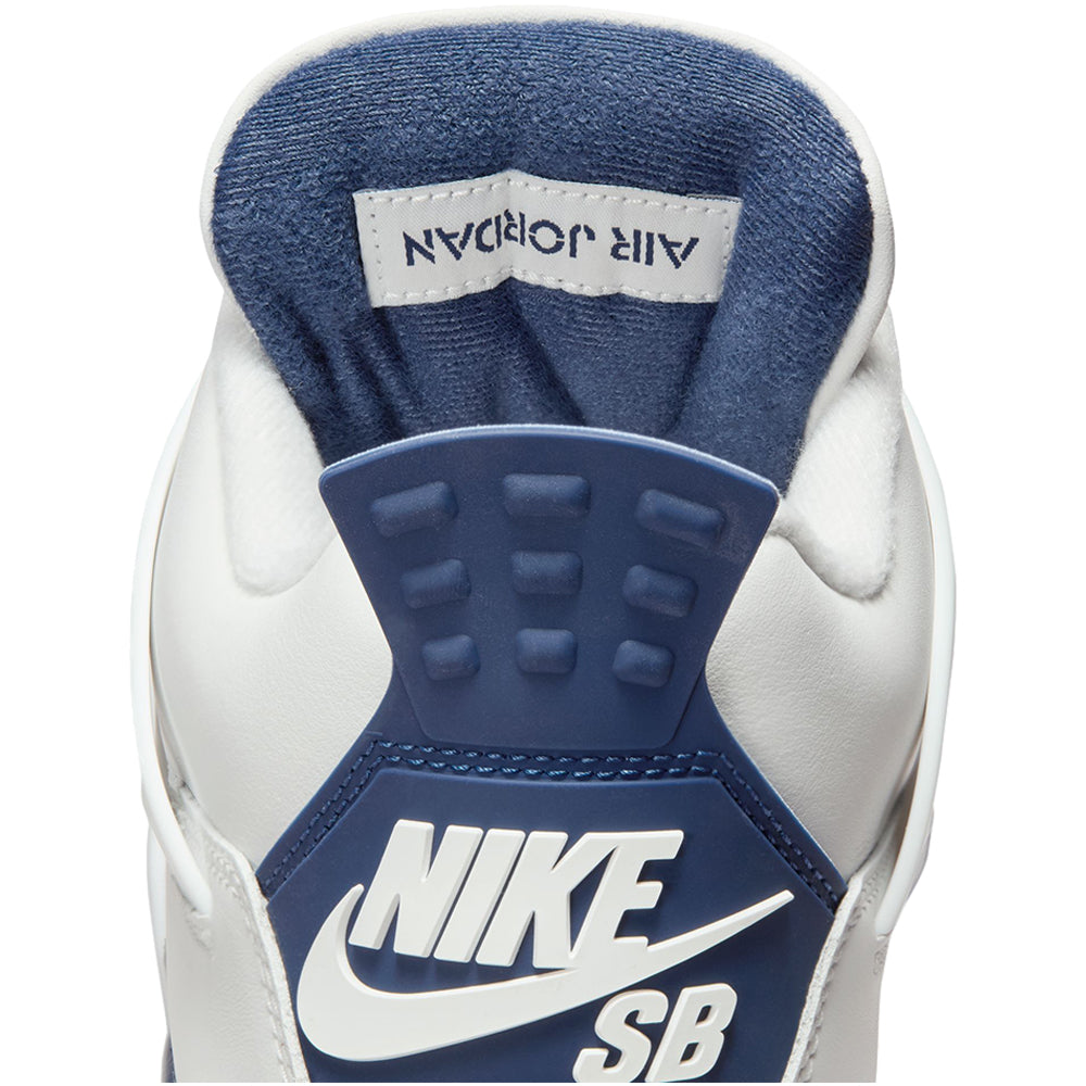 Nike SB x Air Jordan 4 Shoes Summit White/White-Navy-Neutral Grey