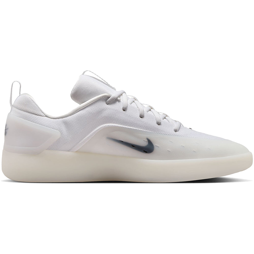 Nike SB Zoom Nyjah 4 Shoes White/Black-White-Black