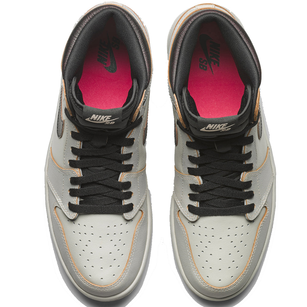 Nike SB Air Jordan 1 High OG Defiant light bone/black-crimson tint-hyper pink