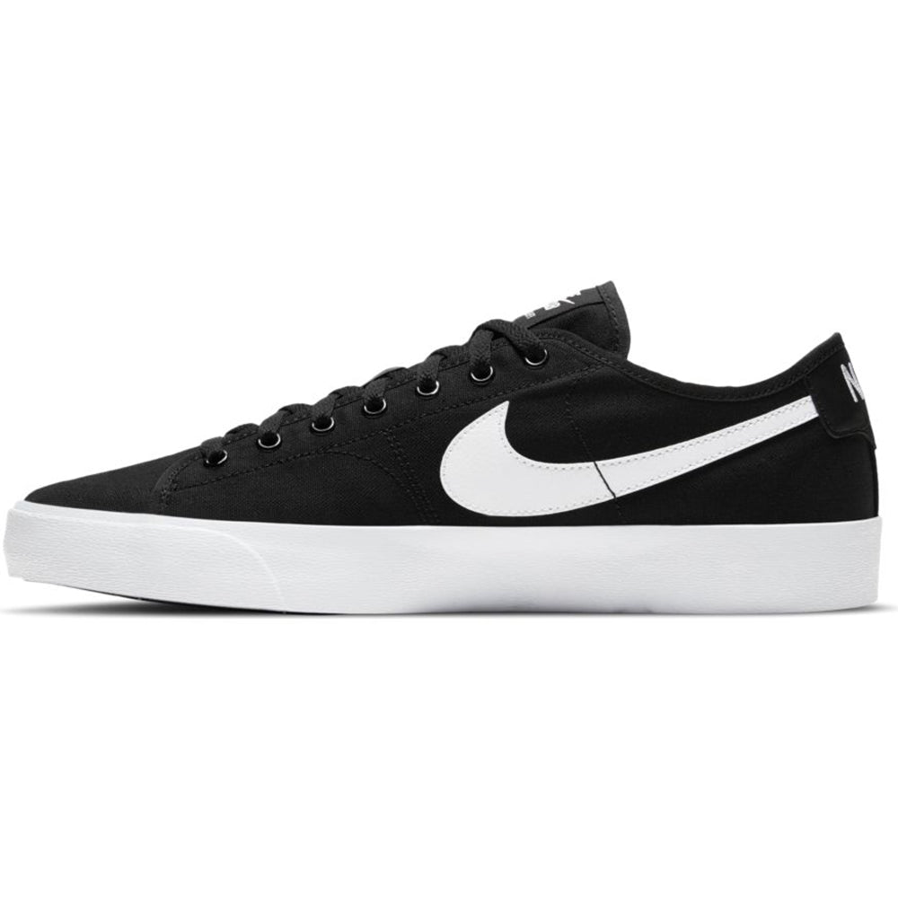 Nike SB BLZR Court black/white-black-gum light brown