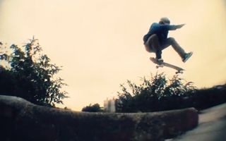 Dom Henry in Shads