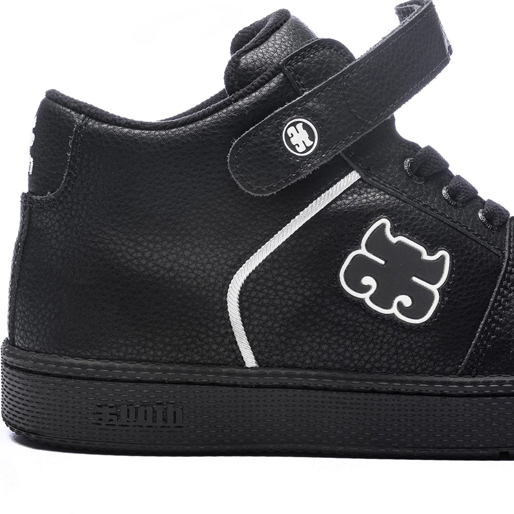 IPath Grasshopper Shoes Black Pebble Leather
