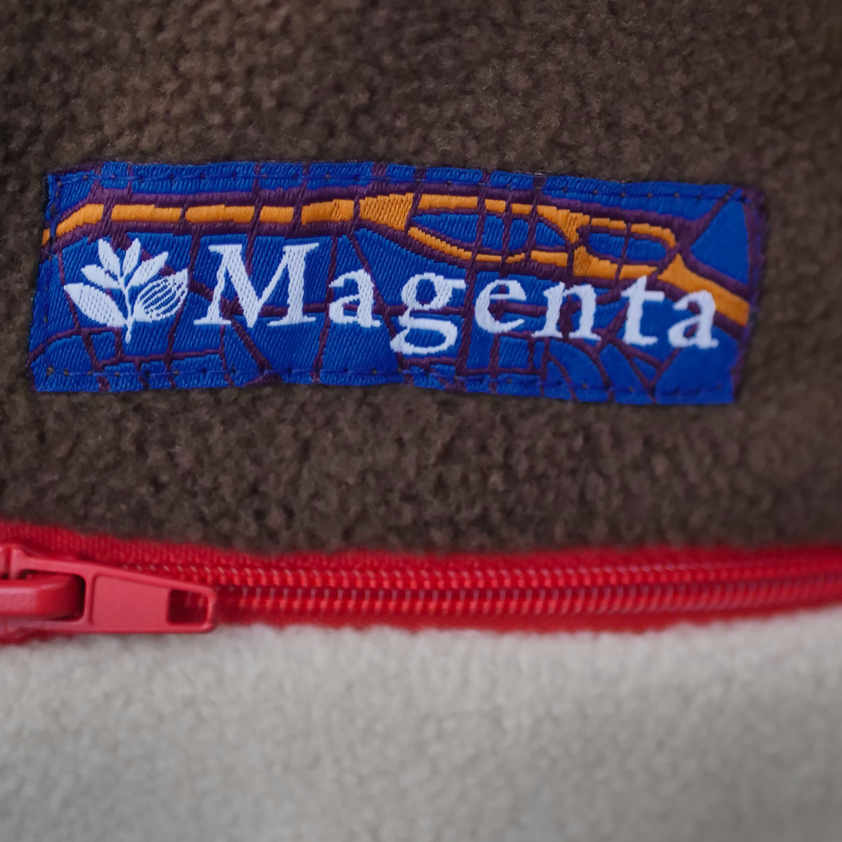 Magenta City Fleece Highneck Natural