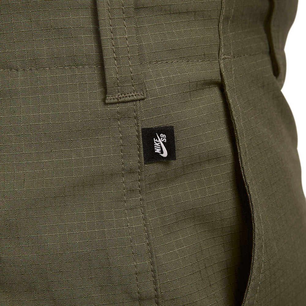 Nike SB Kearny Cargo Shorts Medium Olive