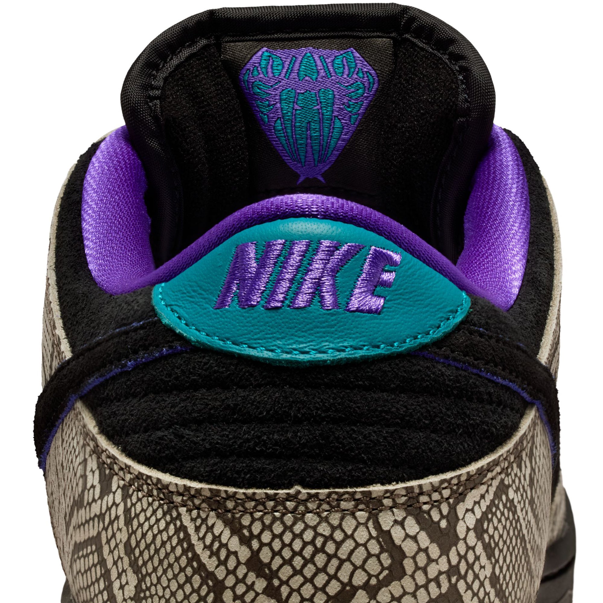 Nike SB Dunk Low Pro x Dashawn Jordan Shoes String/Black-Bright Spruce-Fierce Purple