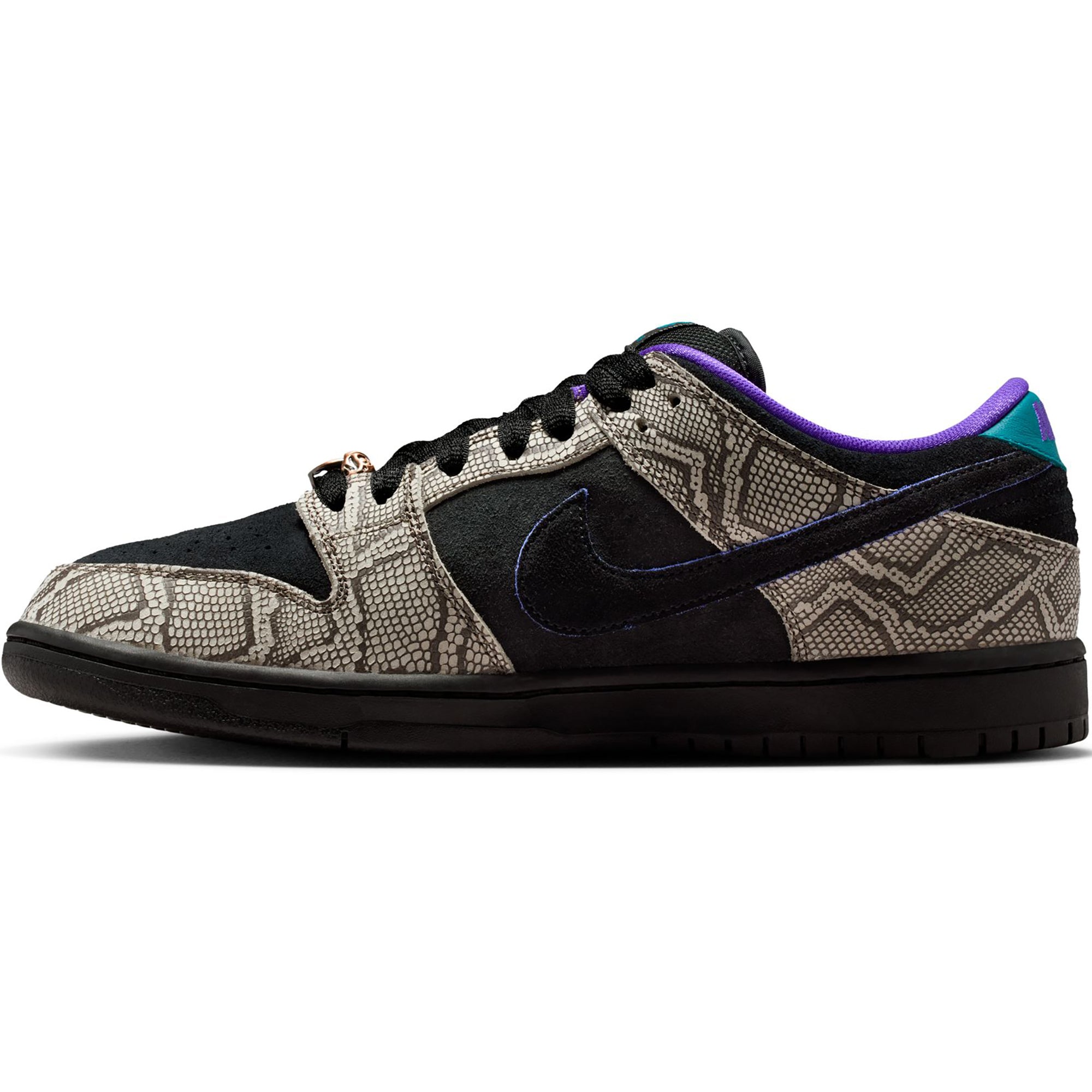 Nike SB Dunk Low Pro x Dashawn Jordan Shoes String/Black-Bright Spruce-Fierce Purple
