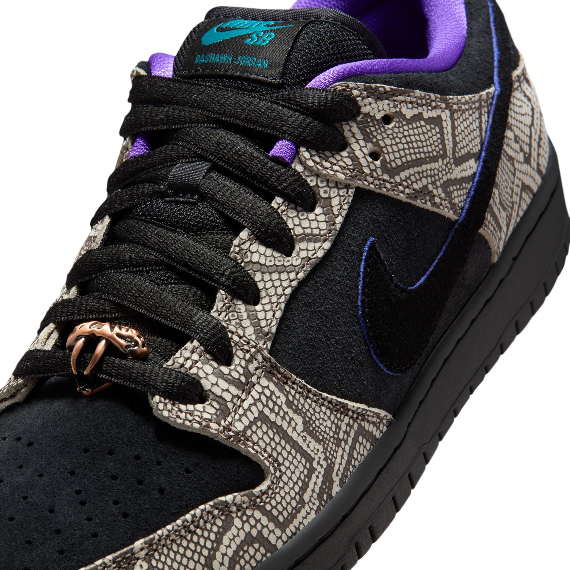 Nike SB Dunk Low Pro x Dashawn Jordan Shoes String/Black-Bright