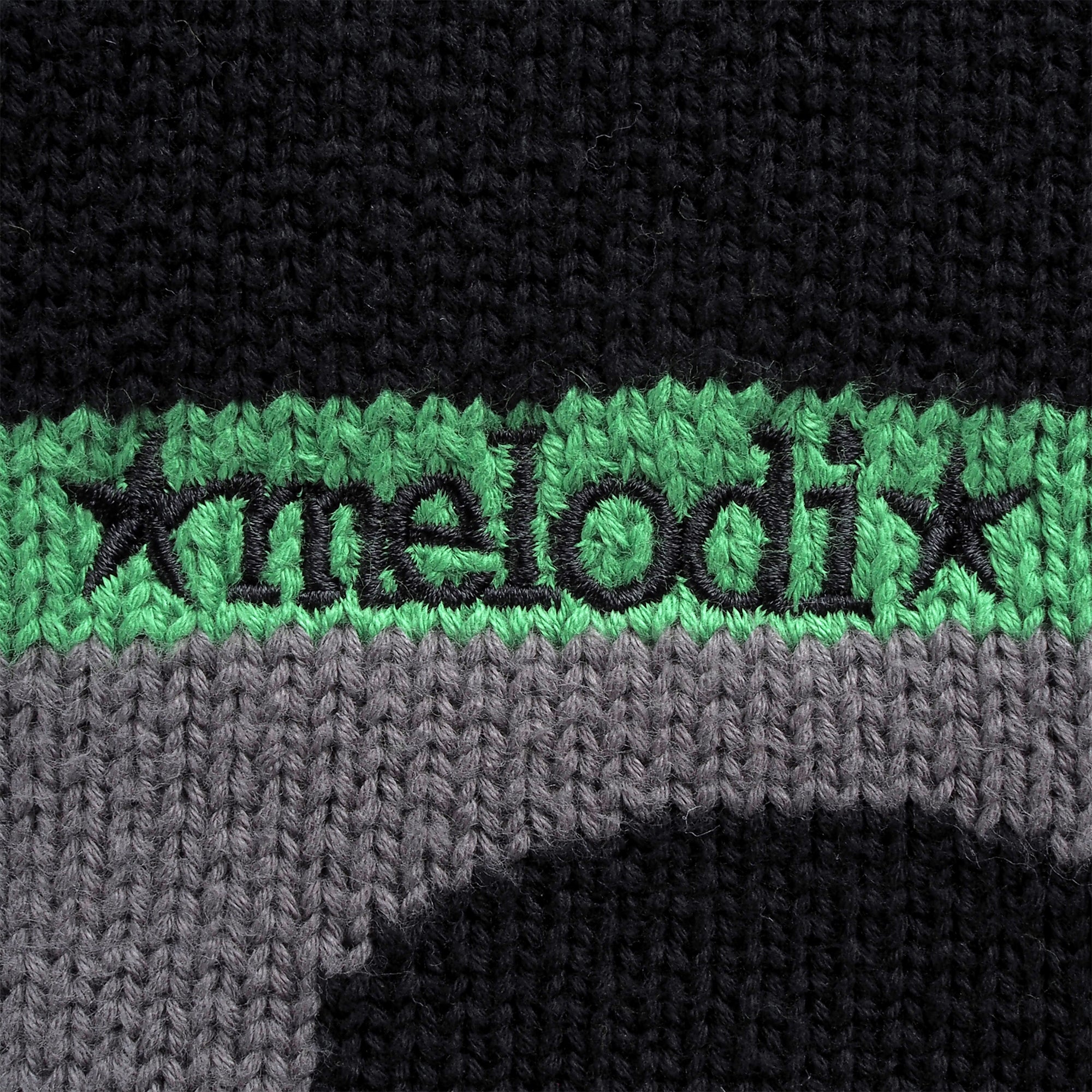 EC Melodi Skull Sweater Black