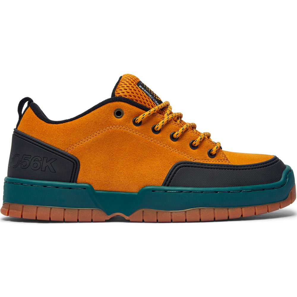 DC x Bronze 56K Clocker Shoes wheat/black