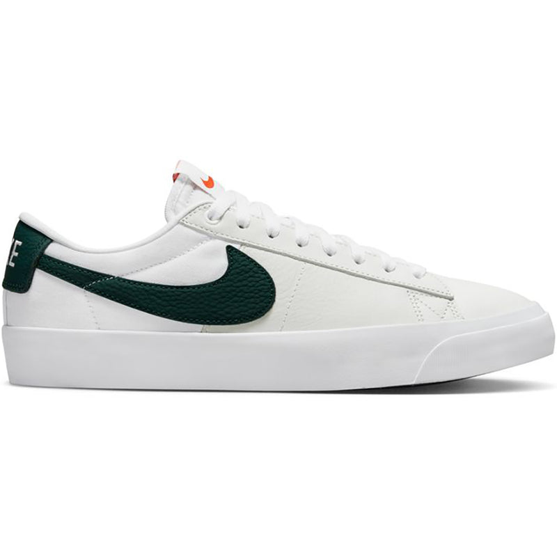 Nike SB Orange Label Zoom Blazer Low Pro GT ISO Shoes white/pro green-white-pro green
