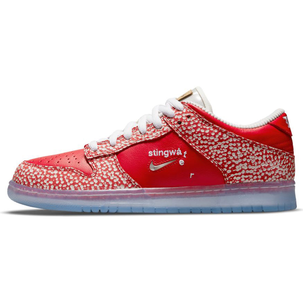 Nike SB x Stingwater Dunk Low OG QS chile red/clear-white-sail