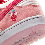 Nike SB x StrangeLove Dunk Low Pro QS bright melon/gym red-medium soft pink